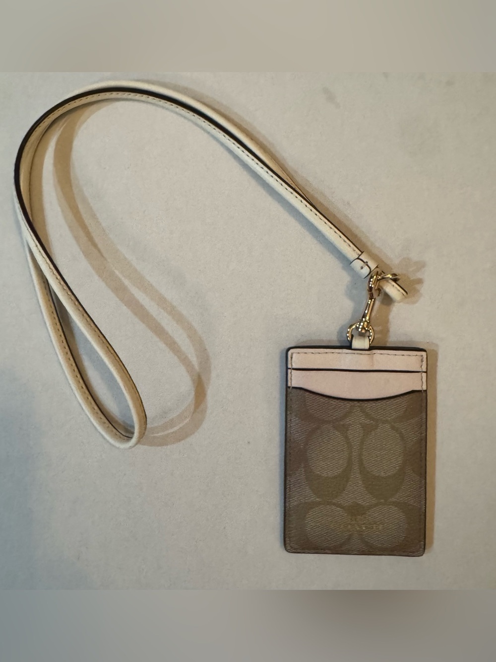 Coach ID Lanyard in Signature Coated Canvas ID Holder Wallet in Khaki